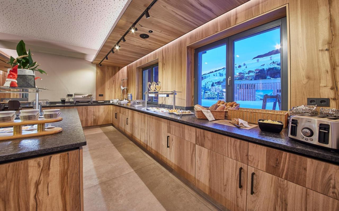 Hotel Gungau Saalbach-Hinterglemm Bagian luar foto